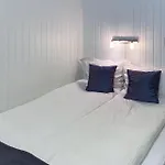 Cozy Apartment In Offersoy With Sauna Διαμέρισμα